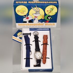 WARNER BROS 1996  Looney Tunes Interchangeable Wrist Bands Watch Never Worn